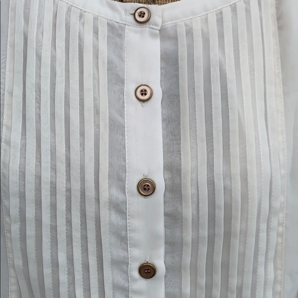 Sheer tunic size extra large - Picture 2 of 7